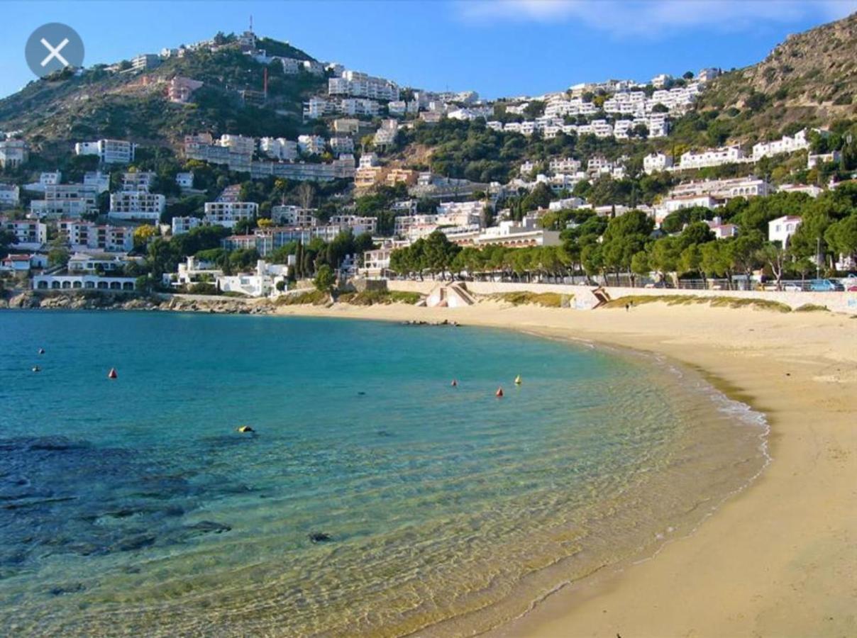 Apartamento Para Familias A 50 Metros De La Playa Roses Luaran gambar